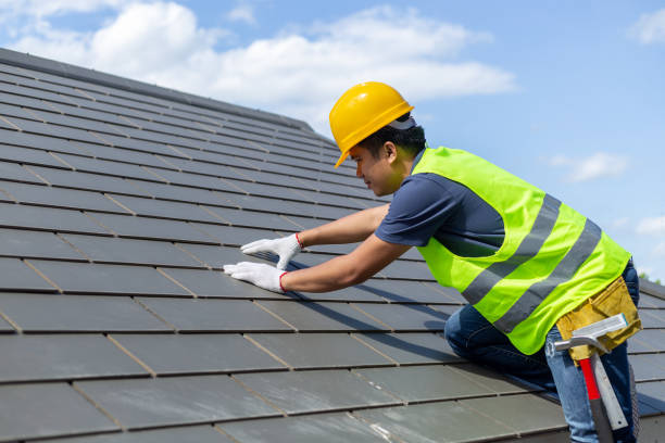 Best Best Roofing Contractors  in Fairfax, IA